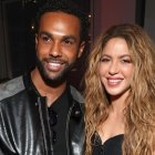 Shakira ofreció un concierto en Time Square y ahí estuvo en primera fila Lucient Laviscount, con quien grabó el videoclip, Puntería.