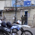 Un agente penitenciario fue alertado de lo que sucedió al interno.