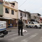 La víctima quedó tirada en la calzada.