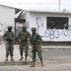 Las acciones militares en las calles continuarán, informó el jefe del Comando.