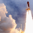 Primer vuelo del transbordador espacial Columbia en 1981