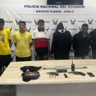 Seis hombres, entre ellos un menor de edad, fueron detenidos en el sector del noroeste de Guayaquil.