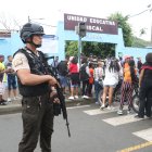 Durán. Ayer, 550 policías resguardaron los planteles educativos utilizados como recintos electorales.
