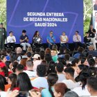 El pasado 16 de abril el presidente Daniel Noboa entregó 1250 becas del programa Saudí, con las cuales se completaron las 2.500 anunciadas.
