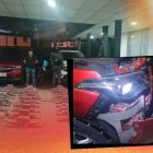 Los bloques de cocaína estaban ocultos en los chasis de los automotores.