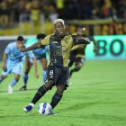 Gabriel Cortez, en los adicionales, marcó de penal el gol del triunfo del Ídolo.