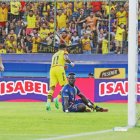 Joao Rojas celebró el 1-0 de Barcelona este 4 de mayo.