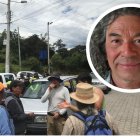 Los amigos de Alejandro se organizan para recorrer los senderos del cerro. También han recibido apoyo del GAD de La Merced.