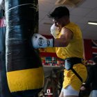 Antonio Burrel es boxeador profesional  nacido en España.