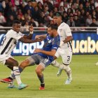 En la última fecha, Emelec empató 2-2 con Liga de Quito.