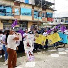 Durante la audiencia, parientes y amigos de la universitaria asesinada hicieron sentir su voz de protesta.