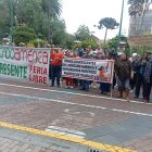 Comerciantes del Mercado América, y vecinos de los barrios aledaños piden que se retiren las vallas y la cárcel.