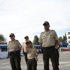 Brithany estuvo rodeada de los más altos oficiales de la capital.