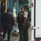 Los policías continúan indagando el hecho en el sector. Ayer, encontraron un fragmento de uno de los proyectiles.