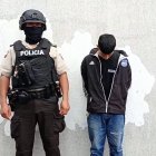 El hombre fue visto por agentes policiales, quienes luego constataron que la moto en la que andaba había sido sustraída.