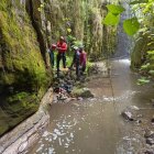 Después de ocho días hallaron el cadáver, en el interior de una quebrada de difícil acceso.