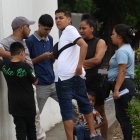 Familiares de Ángelo Ortega llegaron a la morgue a retirar su cadáver.