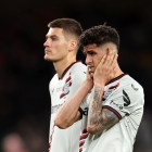 El zaguero de Bayer Piero Hincapié fue uno de los más afectados en la derrota de Europa League