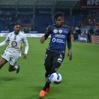 El extremo Alexander Bolaños (d) jugó nueve partidos de LigaPro y tres de la Copa Libertadores con Independiente del Valle.