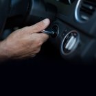 Lo que debes hacer si tu carro no prende.