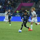 El extremo Alexander Bolaños (i) fue el primer refuerzo de Independiente del Valle para 2024.