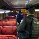 El hombre fue sometido mediante pistola de descarga eléctrica.