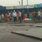 La mujer fue atacada afuera de la terminal terrestre.