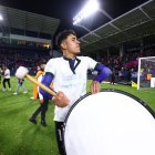 El ofensivo Kendry Páez tomó la batuta de las celebraciones rayadas con tambor en mano.