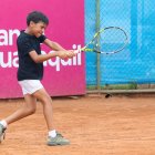 Bernardo Suárez venció a Juan Estrada por 4-6, 6-1 y 6-2.