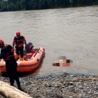 Un cuerpo fue hallado en un río de Esmeraldas.