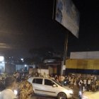 Los esposos fueron atacados cuando estaban detenidos en un semáforo.