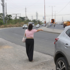 La víctima esperaba el expreso para dirigirse a la universidad.