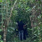 En una zona con árboles, los agentes encontraron los restos de un hombre.