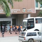 Un equipo de EXTRA captó el pasado 15 de mayo la llegada de reos al hospital de Monte Sinaí, días después de la fuga de dos privados de libertad.