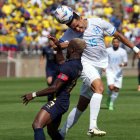 La selección de Ecuador estrenó el uniforme alterno que utilizará en la Copa América.