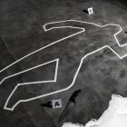 Agentes de la Policía Nacional acudieron al sitio del suceso e inspeccionaron la escena del crimen.