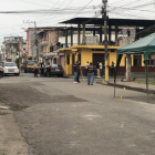 Los cuerpos estaban a unos cincuenta metros de distancia el uno de los otros