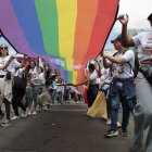 La marcha del orgullo se tomó las calles de Quito.