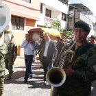Los restos de la oficial del Ejército fueron velados en la casa barrial que está cerca del domicilio donde vivía.