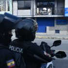 Los motorizados del Distrito Quitumbe intensifican el patrullaje en el lugar donde balearon al menor de edad.