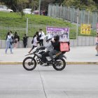 Repartidores se regularizarían en el Cabildo presentando sus documentos.