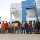 Los sospechosos fueron presentados en las intalaciones de la Policía Judicial.