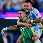 Lautaro y Emiliano Martínez, figuras de la final de Copa América.