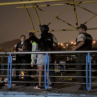 Policías llegaron al sitio para retirar el cuerpo del adolescente.