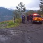 Comuneros -ubicados en la falda del volcán- ayudaron en la búsqueda.