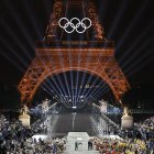 En acto de inauguración de los Juegos Olímpicos de París 2024 se realizó a lo largo del río Sena.