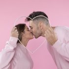 Los besos son una manera de expresar sentimientos.