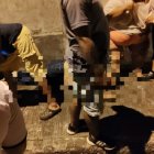 Las personas fallecidas fueron identificadas como Kenneth Tello y Josué Mena. Una tercera víctima quedó herida y llevada al hospital.