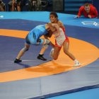 Lucía Yépez en el combate frente a la rumana Andreea Beatrice Ana