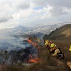 Los bomberos piden a la ciudadanía cuidar la naturaleza.